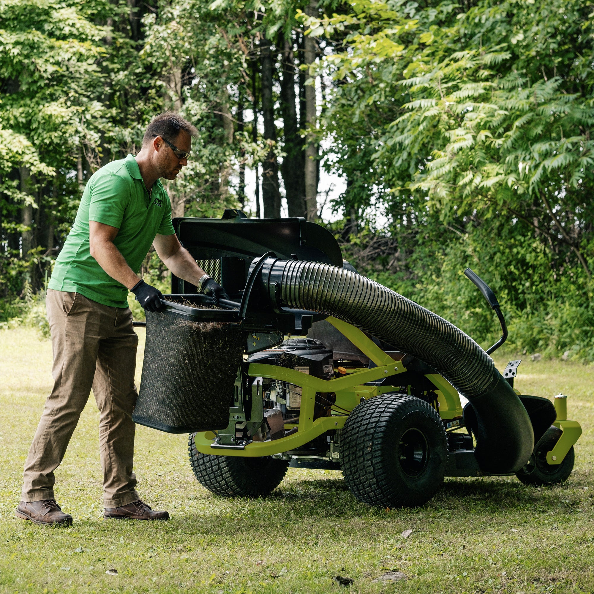 ON AIR Kyneパーカー ダークグリーン XXL 8TEN TURFBUCKET Grass Twin Bagger System for John Deere Ztrak